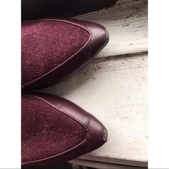 Maroon pointed old navy flats - Picture 2 of 6